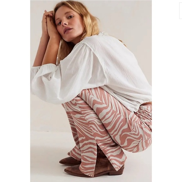 Free peiple level up slit flare jeans size 29 short nwot - Picture 1 of 4